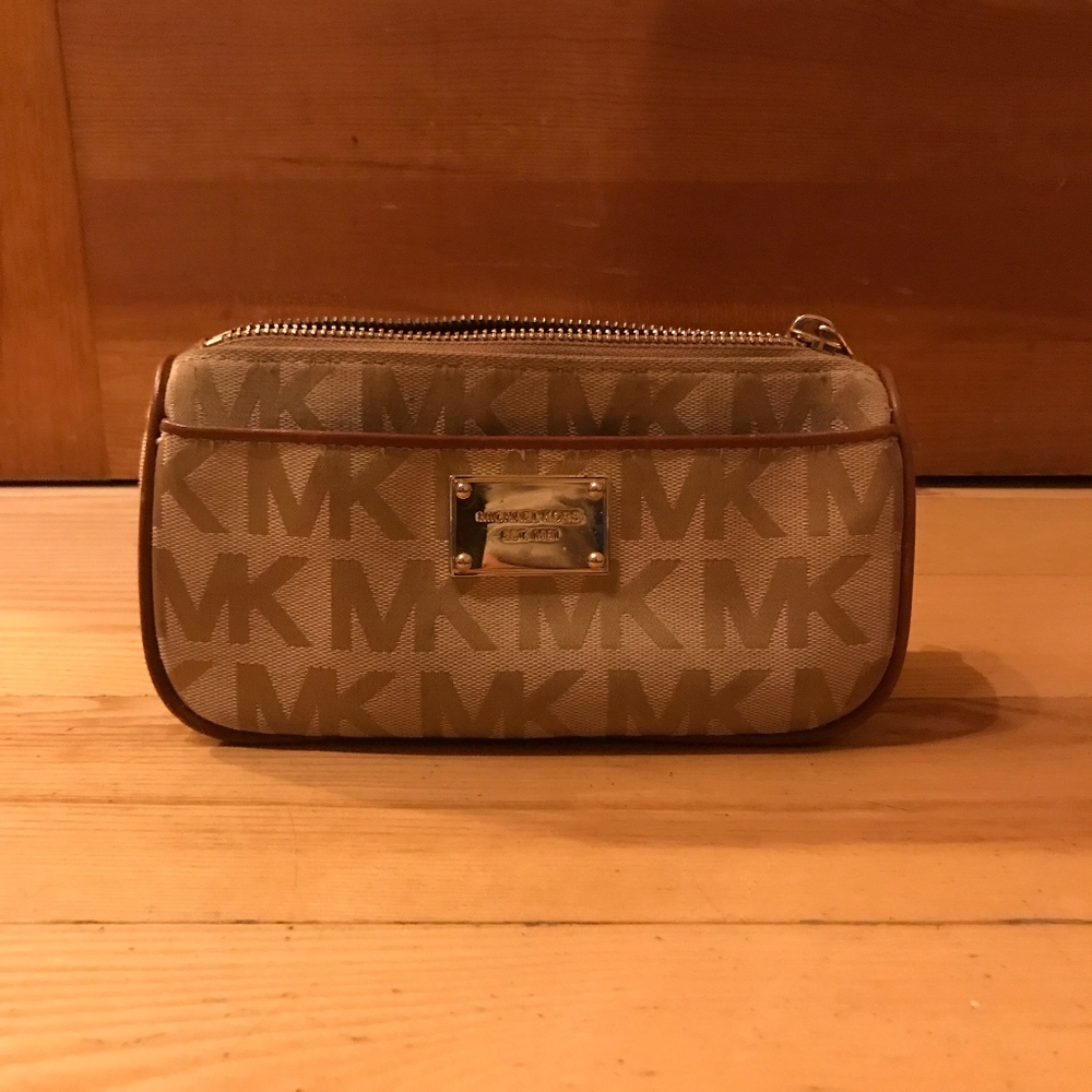 Michael Kors Travel/Makeup Bag